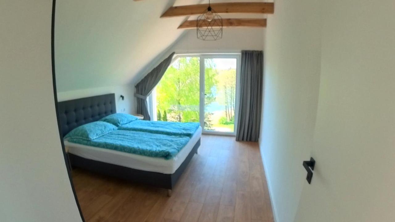Dom Nad Jeziorem Gaja House Jadamowo Eksteriør billede